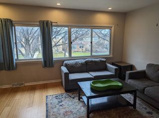 8822 Forestview Rd #2, Evanston, IL 60203