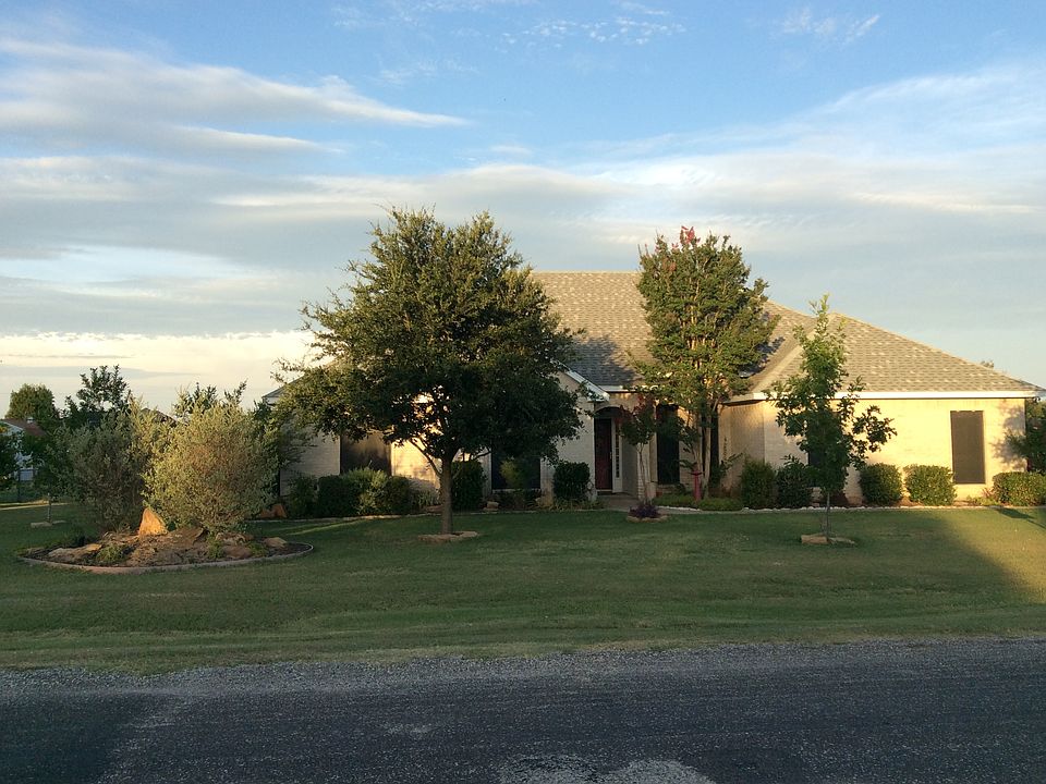 1st image of 1109 Hampshire Dr