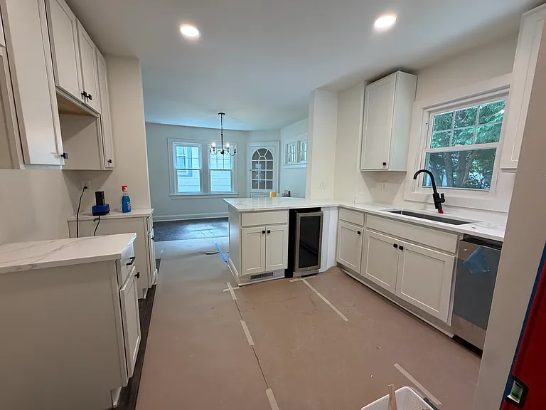 8308 Gridley Ave — Photo 10