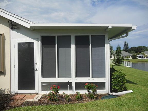 5th image of 4204 SE Home Way