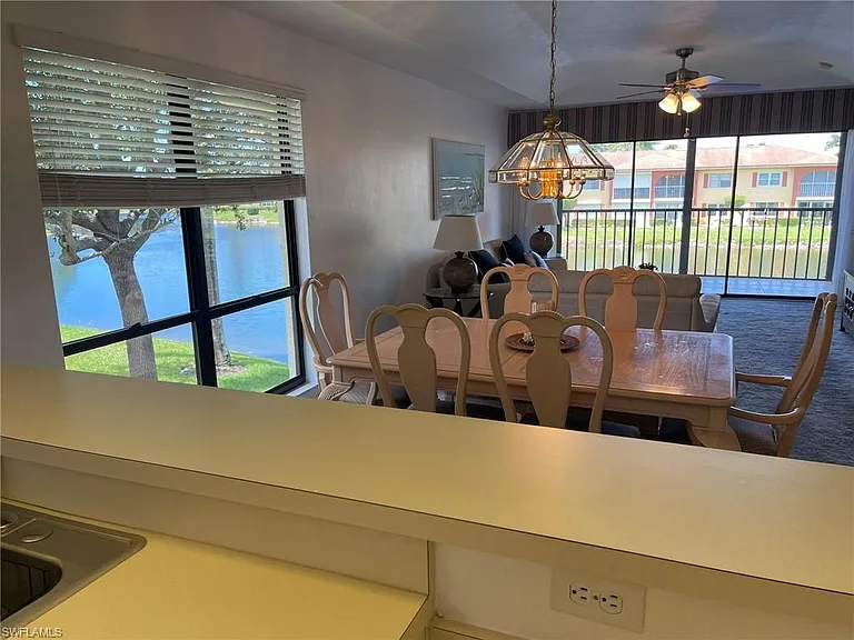 4410 Chantelle Dr #201H — Photo 17