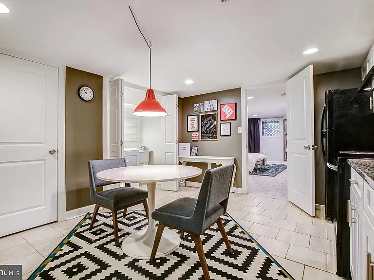1612 Q St SE — Photo 15