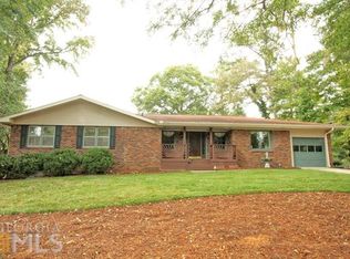 1409 Mohawk Dr, Lawrenceville, GA 30043