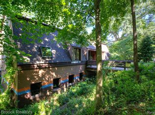 4867 Wye Oak Rd, Bloomfield Hills, MI 48301