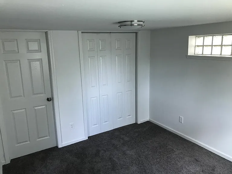 401 Hawthorne Rd — Photo 12