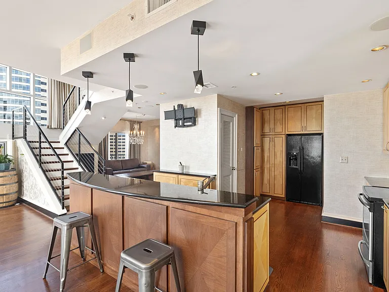 555 Church St #2300 — Photo 12