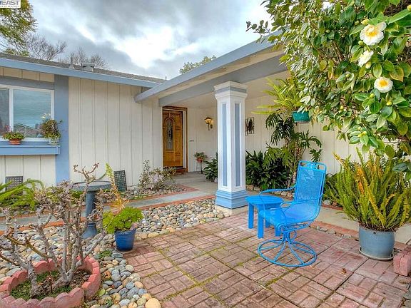 3rd image of 747 Choctaw Dr