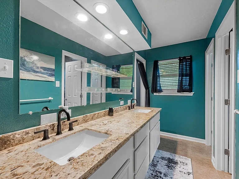 12701 Manorwood Ln — Photo 15