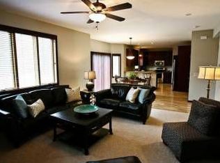 946 Kelly St, Lino Lakes, MN 55014