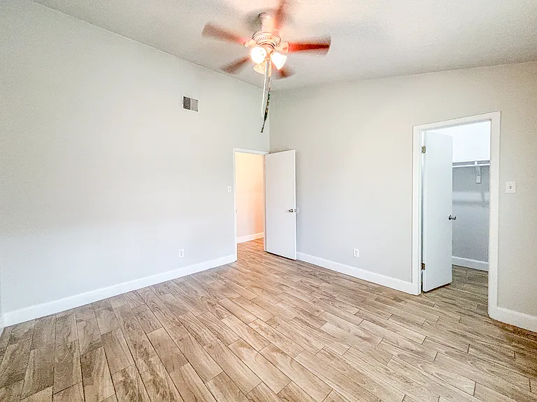 8634 Westgrove Dr — Photo 16