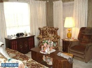 26 Rancocas Ave, Clementon, NJ 08021