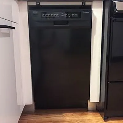 Rented by Nooklyn NYC LLC | media 43