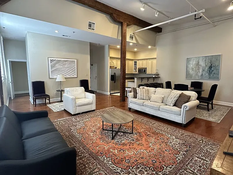 1025 Bienville St #317 — Photo 2