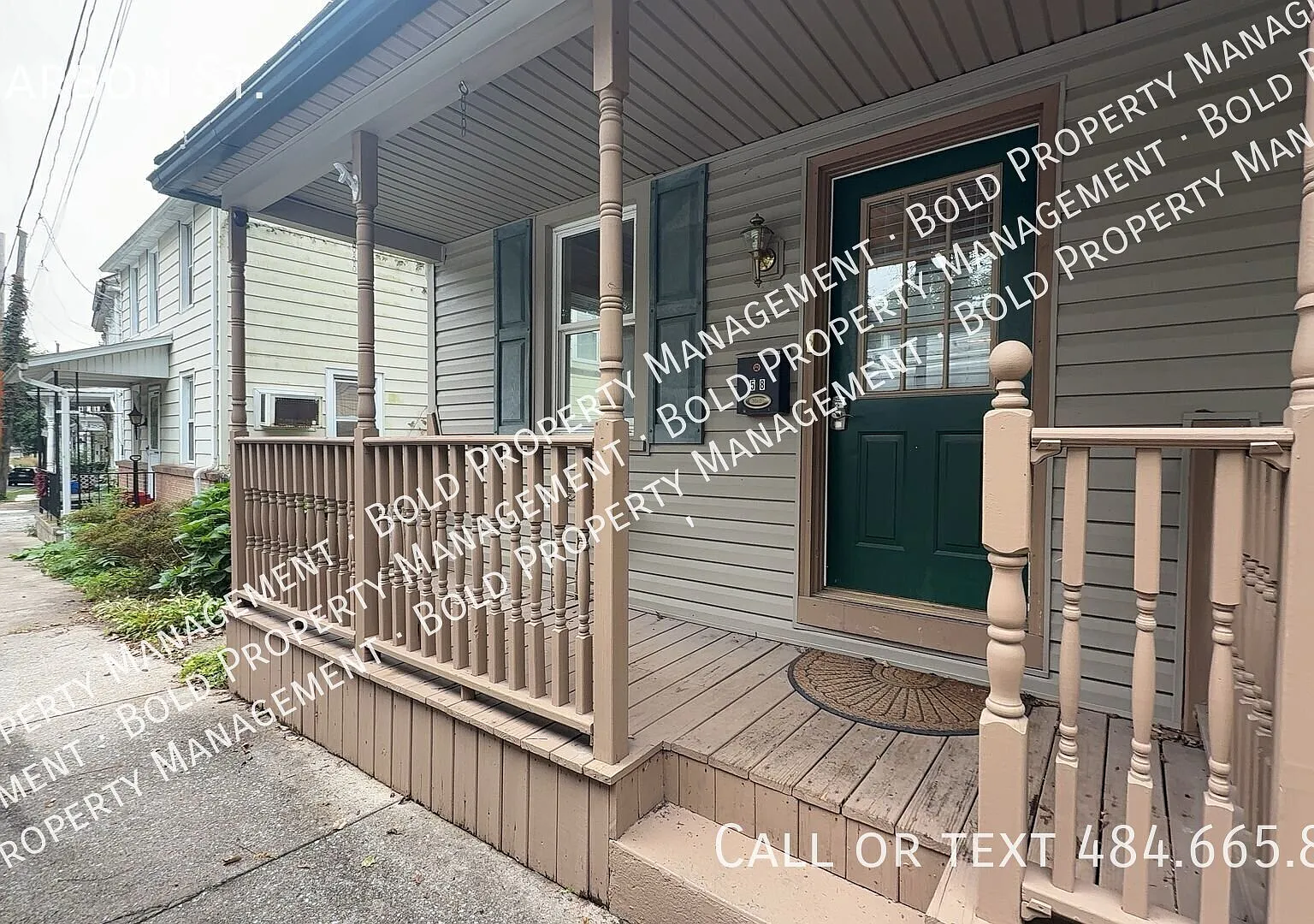 Pine Grove 2 bedroom — Photo 2