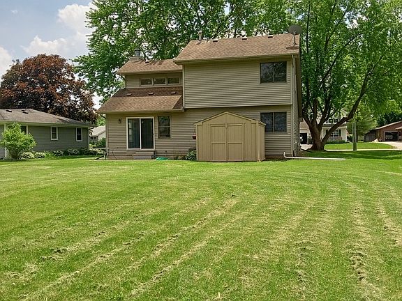 2nd image of 683 Lasalle Dr