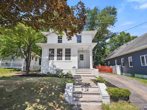 145 Henry St, Hasbrouck Heights, NJ 07604