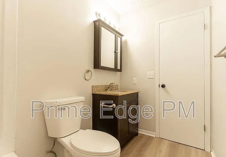 6235 Holdrege St #A3-apt A3 — Photo 17
