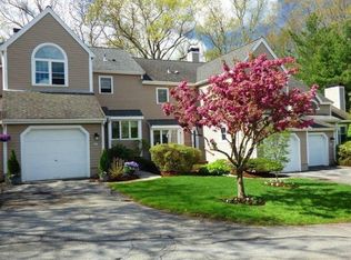 18 Bishops Forest Dr #18, Waltham, MA 02452