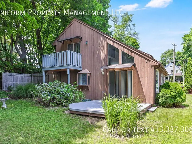 19 Maple St — Photo 8
