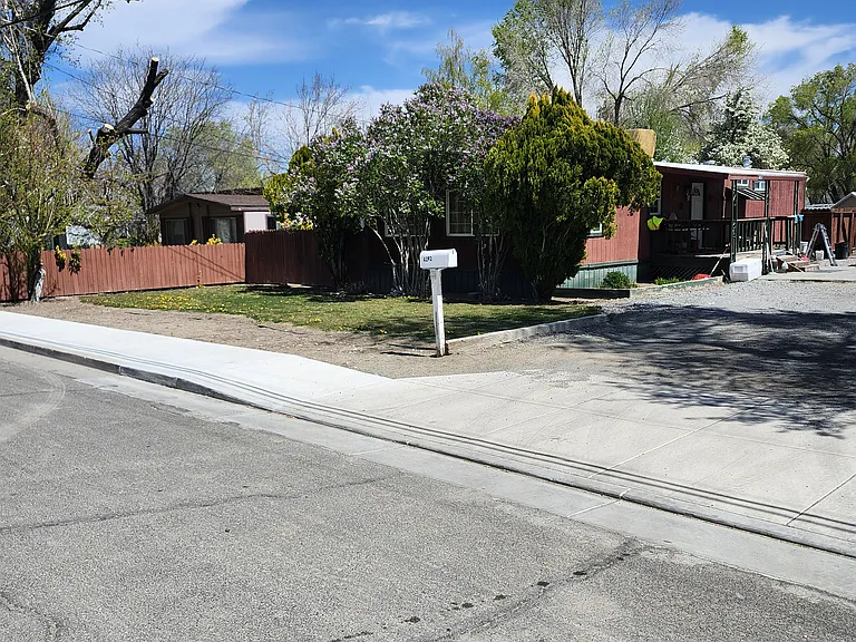 4192 Rewana Way — Photo 31