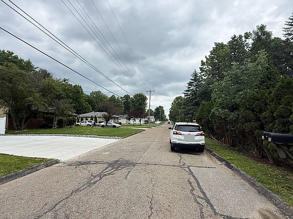 5th image of 192 Chestnut Ave