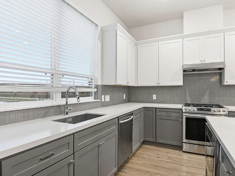 2733 Eado Edge Ct — Photo 13