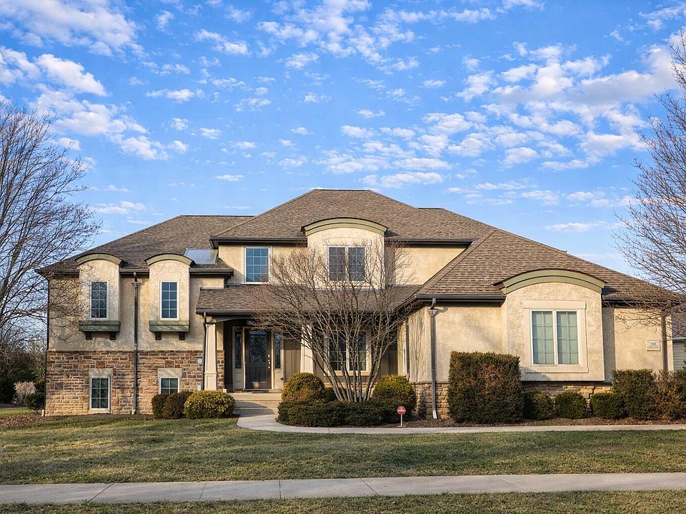 1st image of 7196 Maple Leaf Cir S