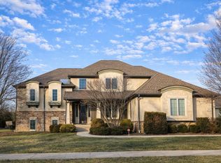 7196 Maple Leaf Cir S, Blacklick, OH 43004