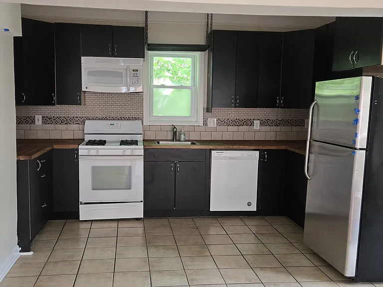 732 Thayer Ave — Photo 20