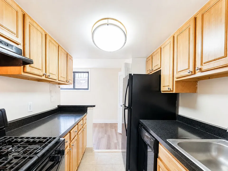 Takoma Landing