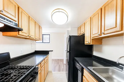 Takoma Landing Photo 1