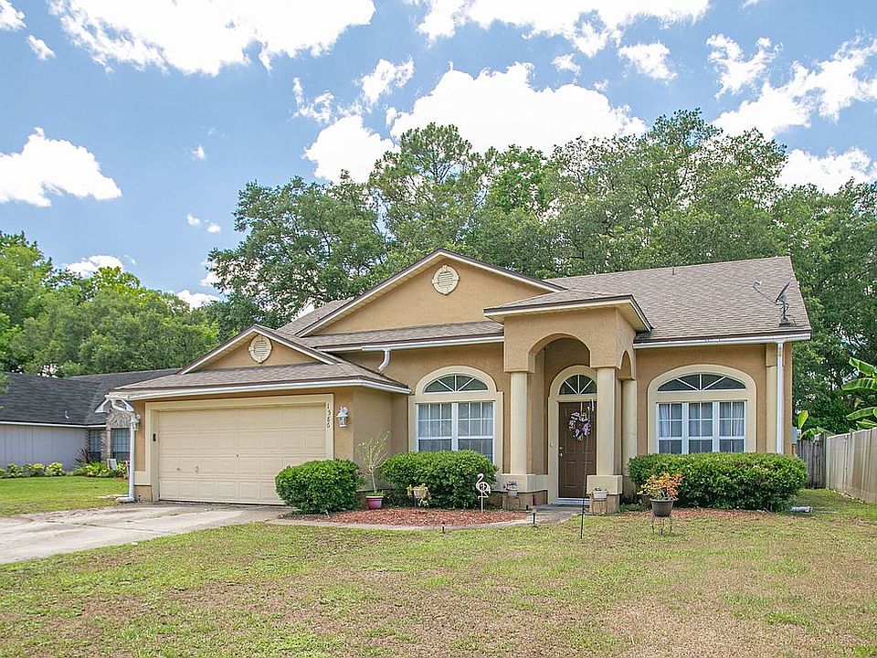 2nd image of 1586 Mountain Lake Dr W