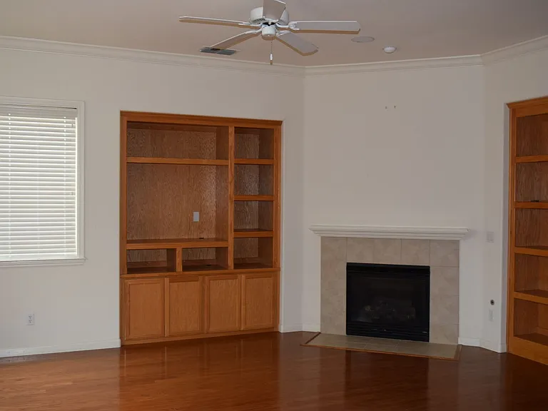 16210 Sheltered Cv E — Photo 13
