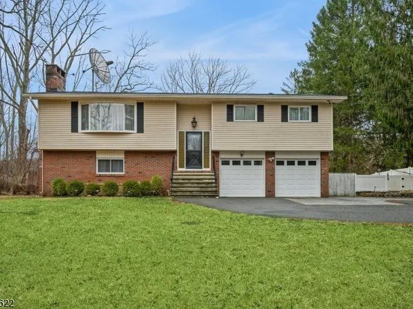 911 Homestead Dr, Stillwater Twp., NJ 07860