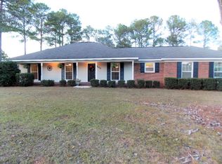 800 Woodleigh Rd, Dothan, AL 36305