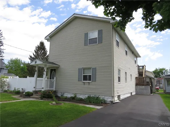 21 Clark Pl, Ilion, NY 13357