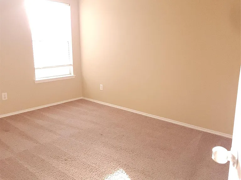 3827 Brook Garden Ln — Photo 8
