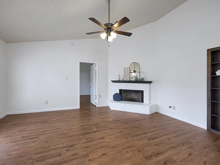 4504 Keys Dr — Photo 14