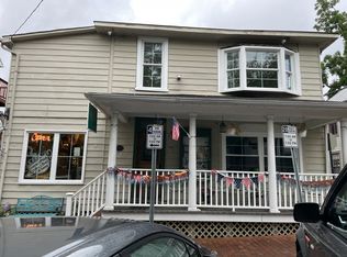 201 Union St #3, Occoquan, VA 22125