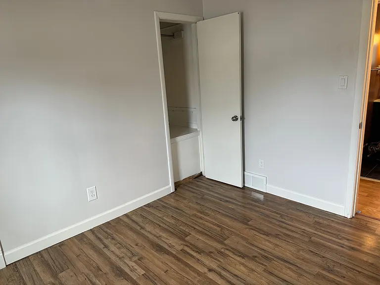 8334 Columbia Ave — Photo 11