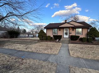 325 N Cavender St, Hobart, IN 46342