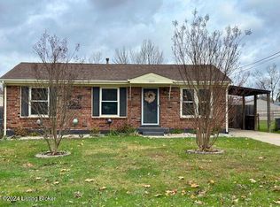 6203 Red Spruce Dr, Louisville, KY 40229