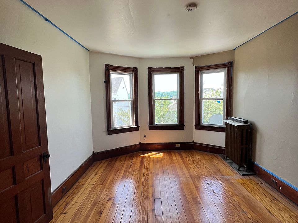 1st image of 165 Lewis St Lot 2