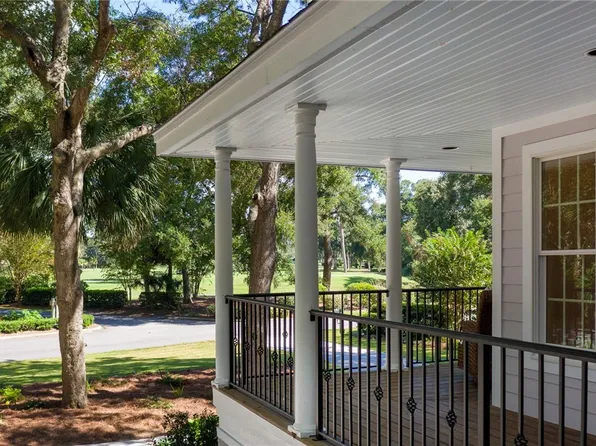 47 Queens Way, Hilton Head Island, SC 29928