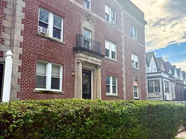 4900 Pine St, Philadelphia, PA 19143