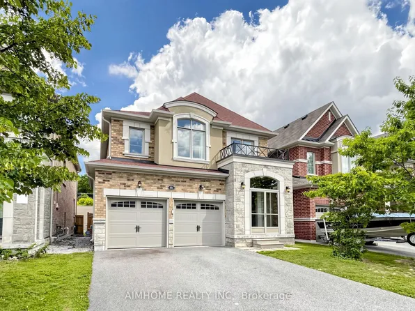 664 McGregor Farm Trl, Newmarket, ON L3X 0H3