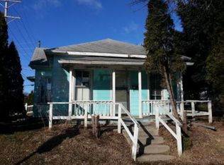 1434 K St SW, Cedar Rapids, IA 52404