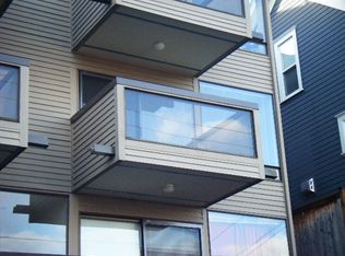 63 W Etruria St APT 3, Seattle, WA 98119