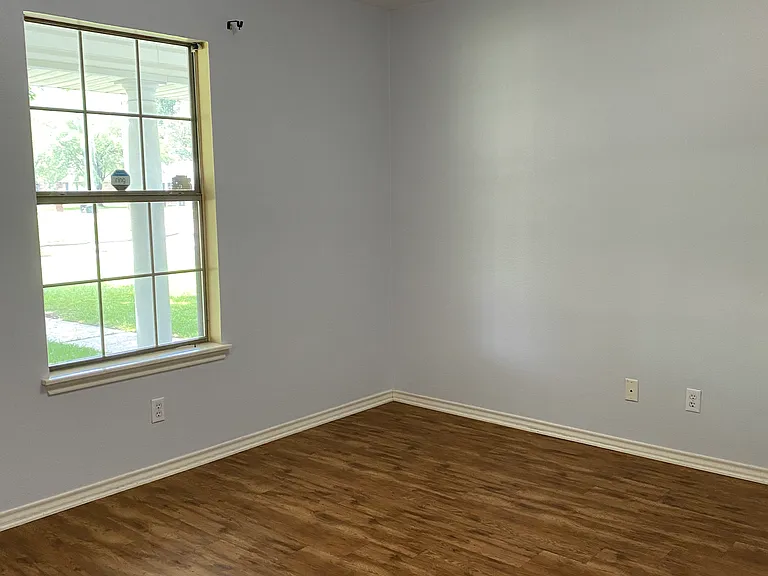 5606 Cliffwood Dr — Photo 10