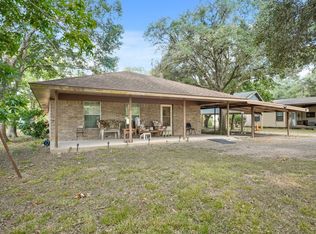 5913 County Road 225, East Bernard, TX 77435